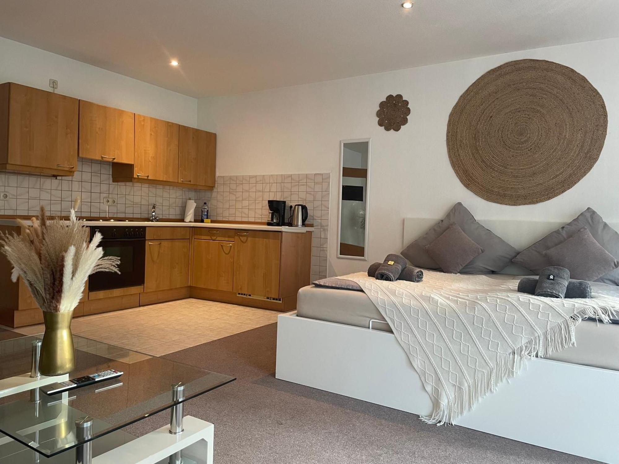 Kingsize Bett Boho Apartment Mit Tiefgarage Naehe Salzburg Freilassing Εξωτερικό φωτογραφία